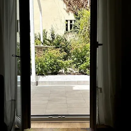 Just Joyful Apartment Almada